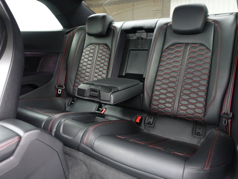 Vehicle Image 28