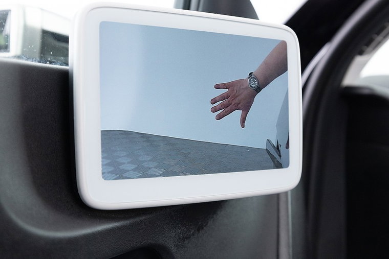 Vehicle Image 15