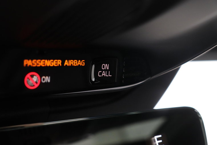 Vehicle Image 38