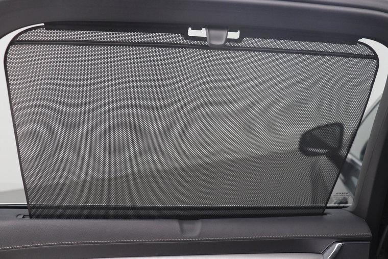 Vehicle Image 52