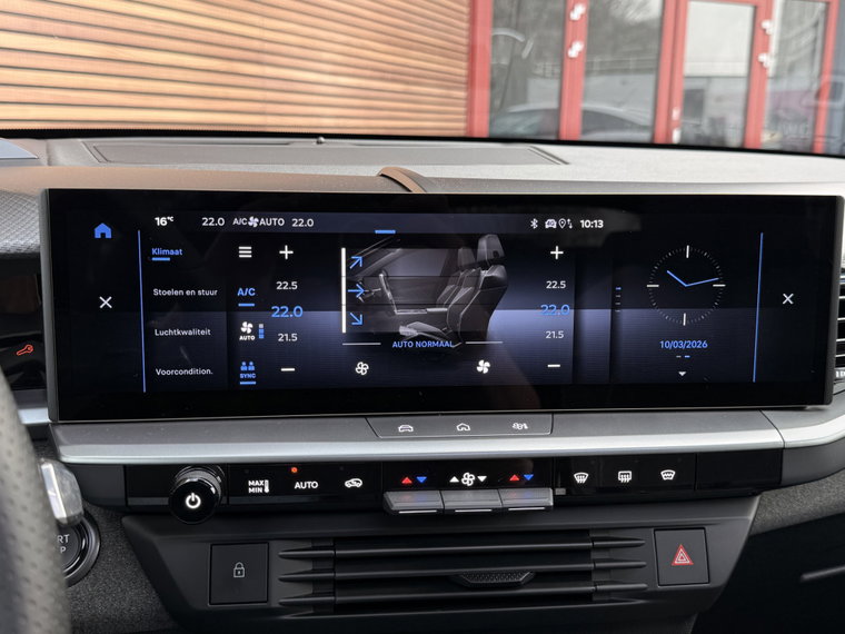 Vehicle Image 39