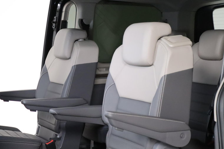 Vehicle Image 31