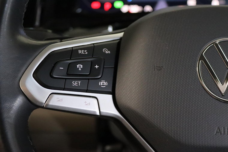 Vehicle Image 45