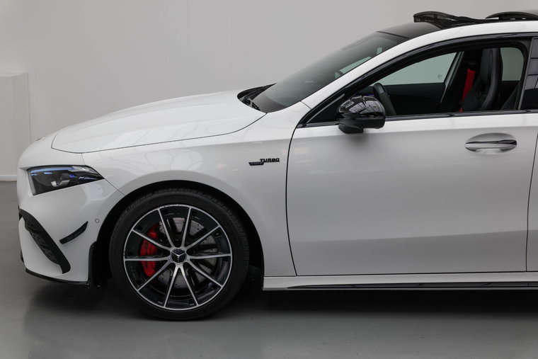 Vehicle Image 36