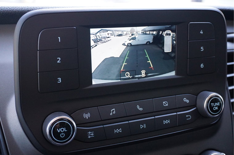 Vehicle Image 11
