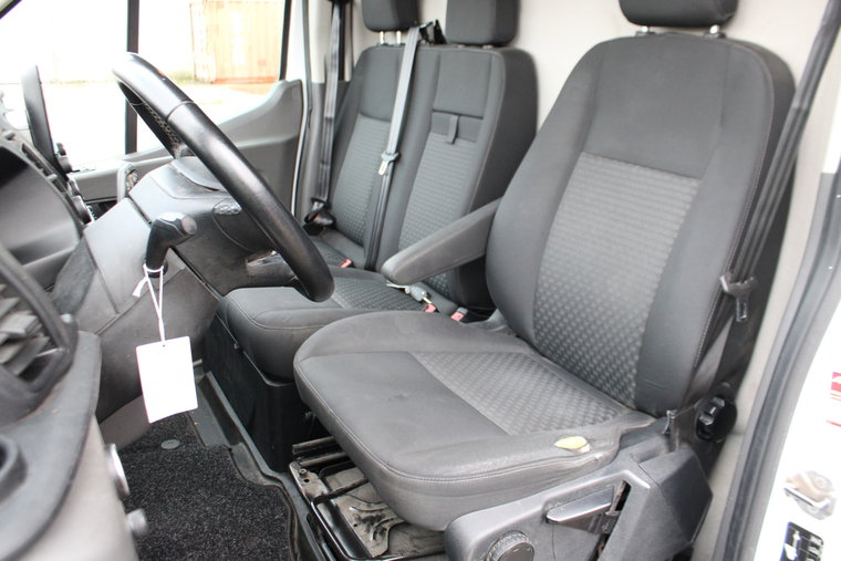 Vehicle Image 14
