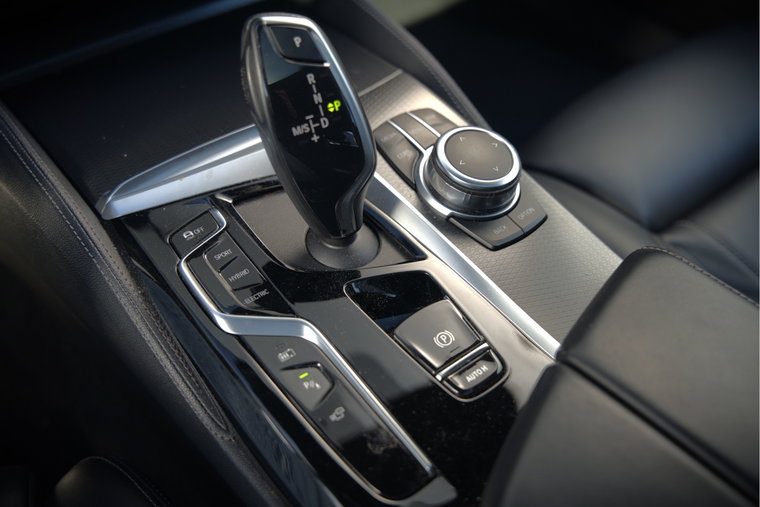 Vehicle Image 22