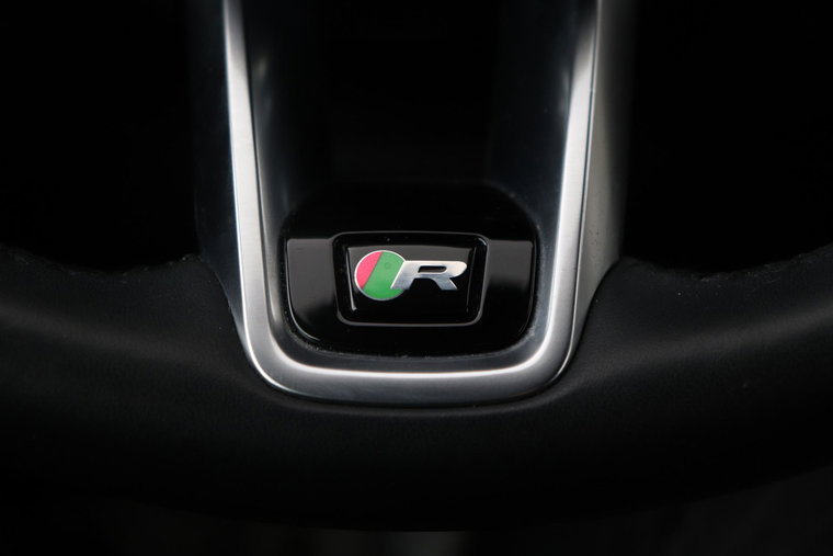 Vehicle Image 36