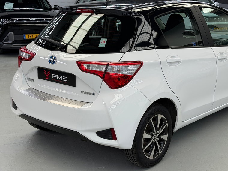 Vehicle Image 20