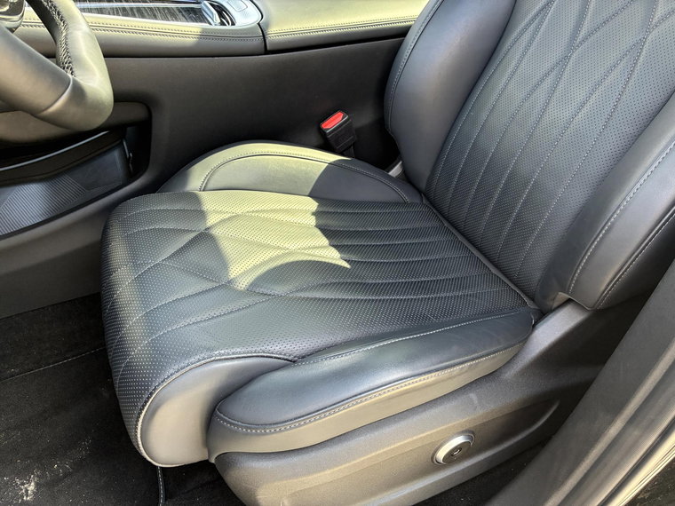 Vehicle Image 39