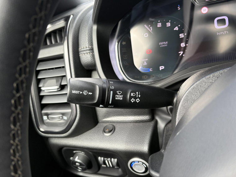 Vehicle Image 33