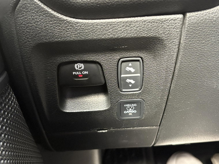 Vehicle Image 35