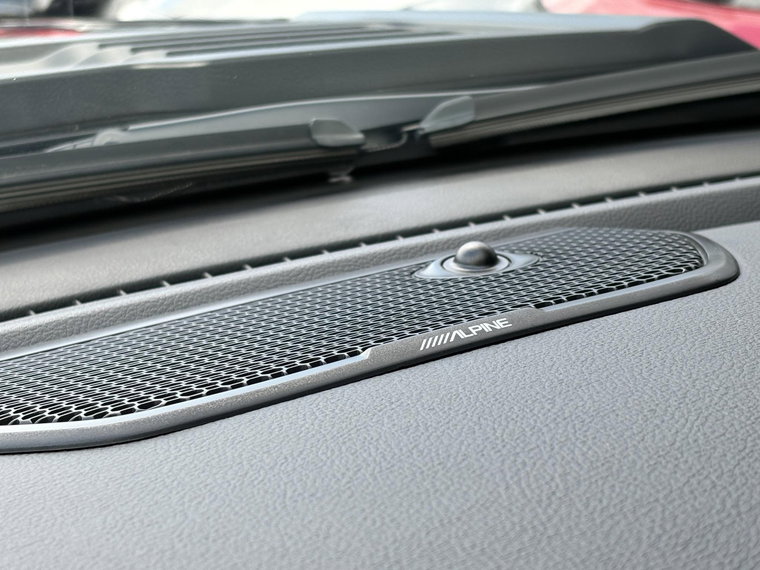 Vehicle Image 39