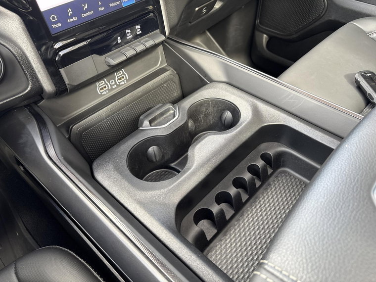 Vehicle Image 50