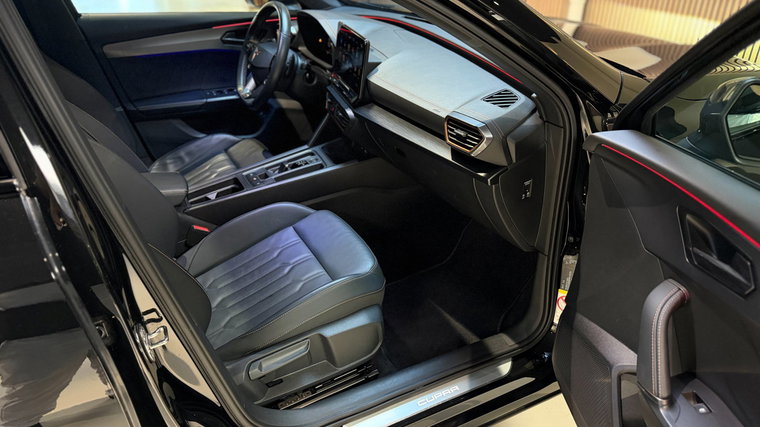 Vehicle Image 37