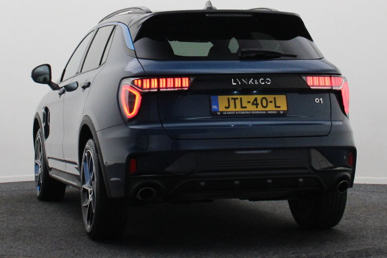 Vehicle Image 19