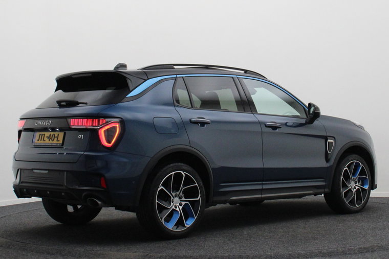Vehicle Image 21