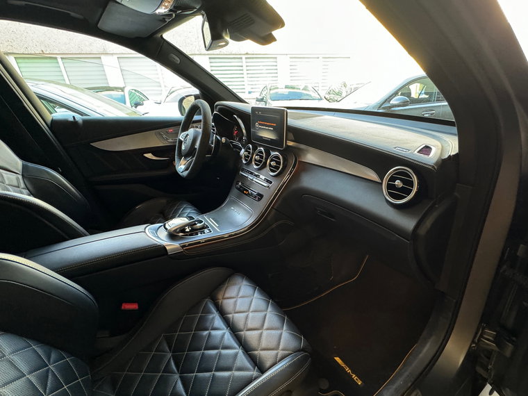 Vehicle Image 40