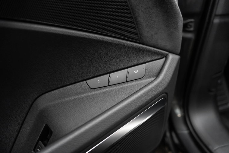 Vehicle Image 53