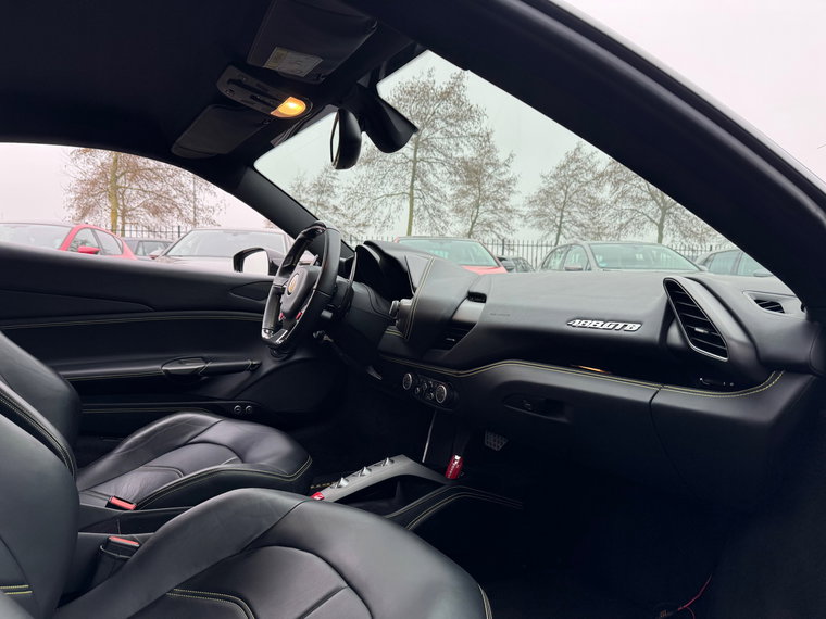 Vehicle Image 27