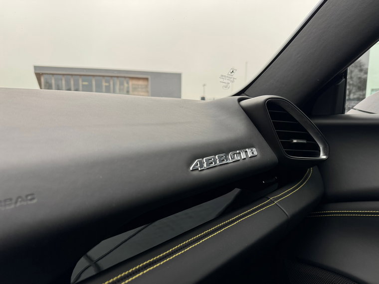 Vehicle Image 28
