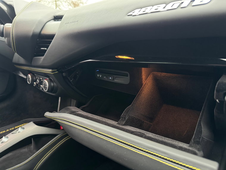 Vehicle Image 36