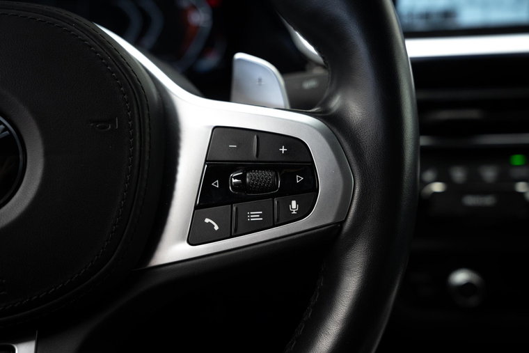 Vehicle Image 22