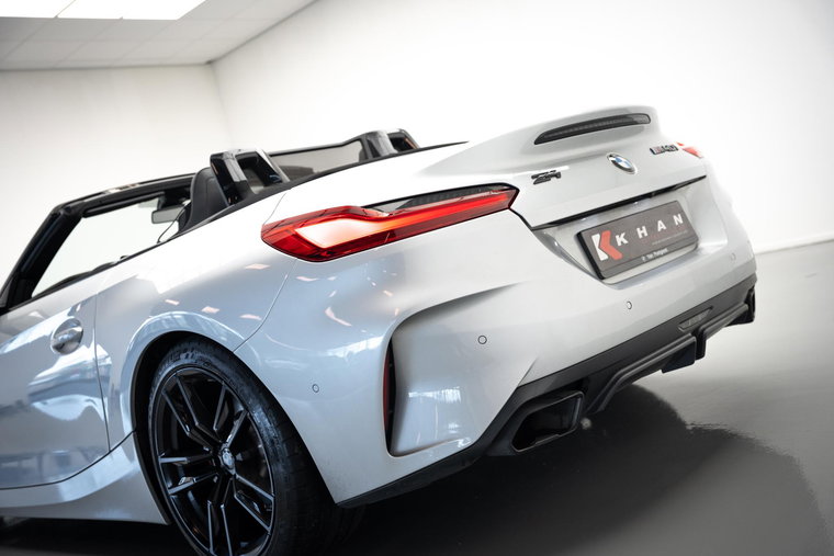Vehicle Image 37