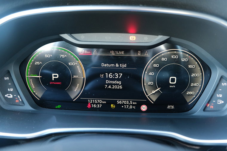 Vehicle Image 17
