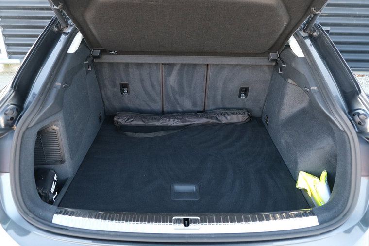 Vehicle Image 33