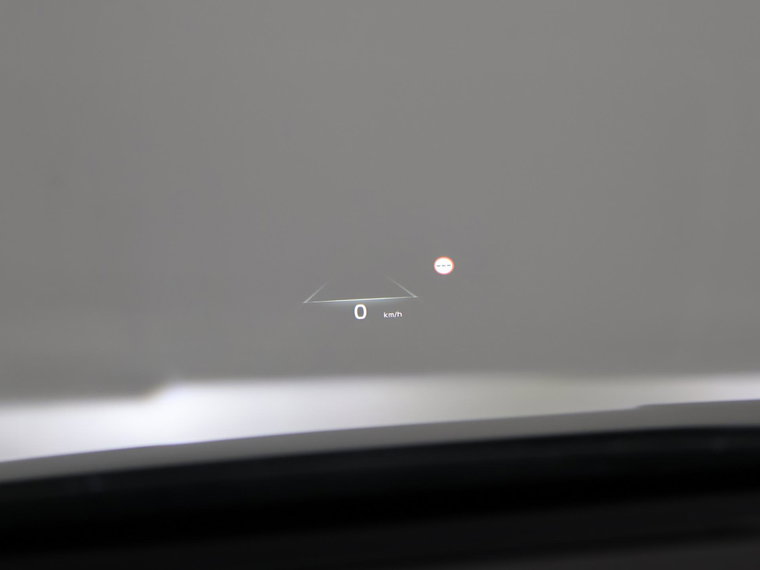 Vehicle Image 33