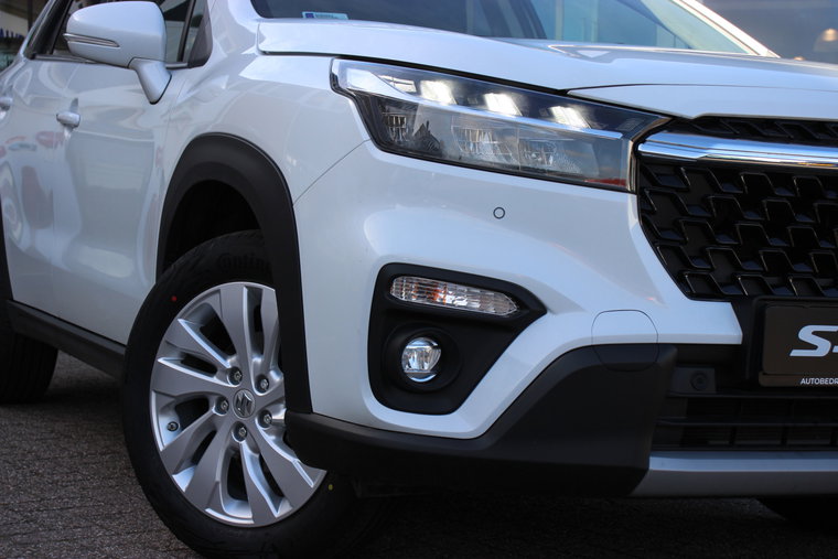 Vehicle Image 8