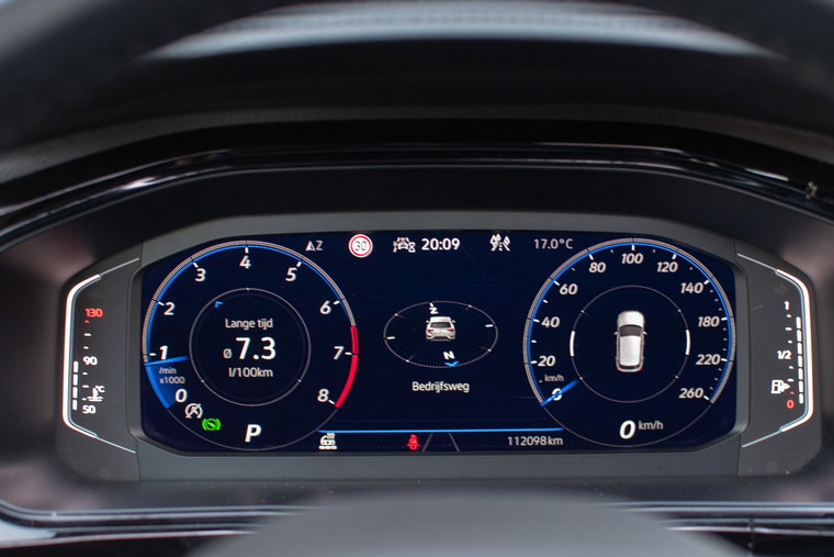 Vehicle Image 9