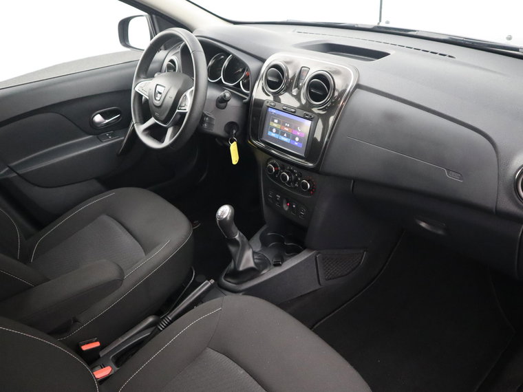 Vehicle Image 37