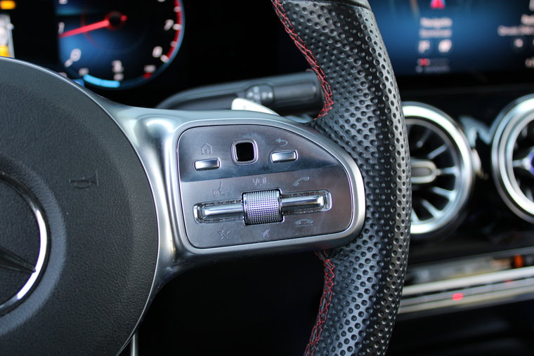 Vehicle Image 23