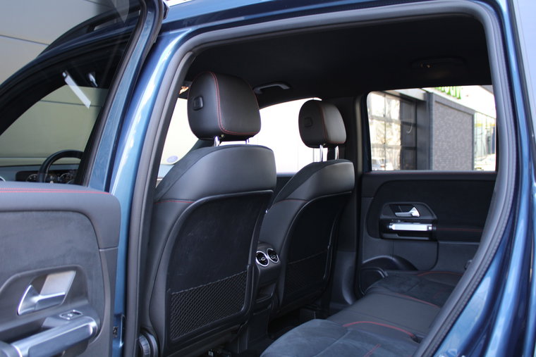 Vehicle Image 31