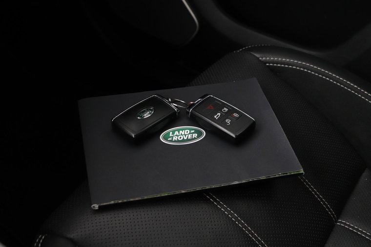 Vehicle Image 18