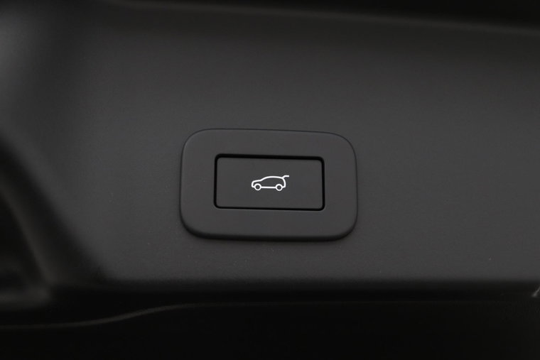 Vehicle Image 57