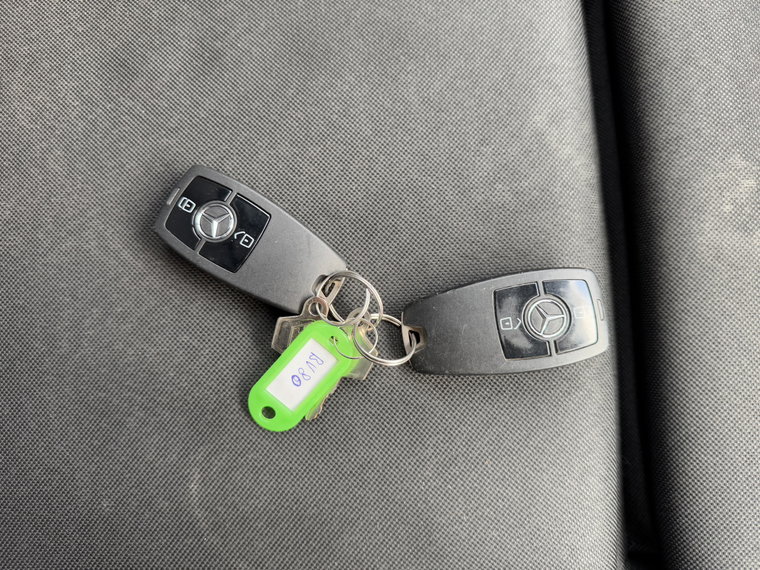 Vehicle Image 28