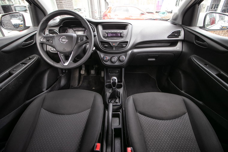 Vehicle Image 13