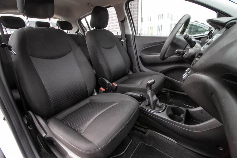 Vehicle Image 6