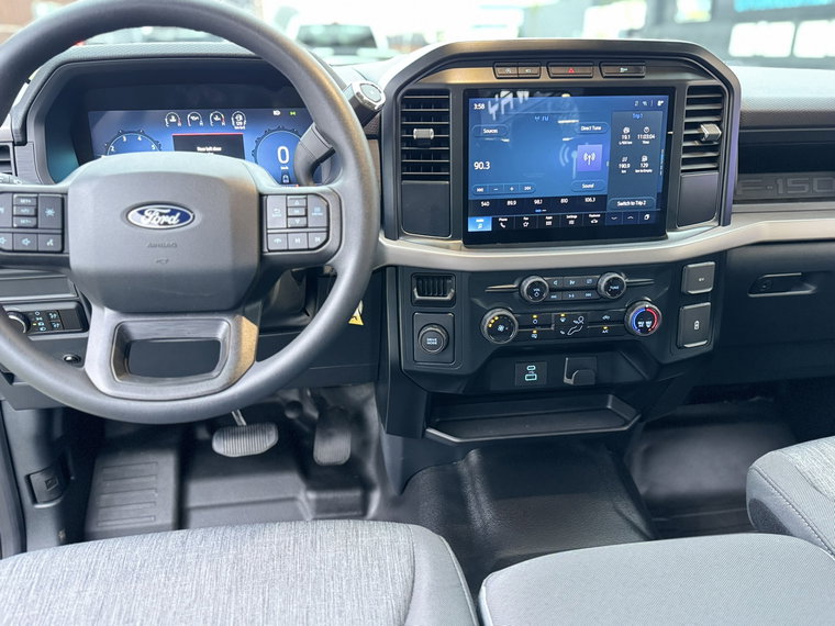Vehicle Image 15