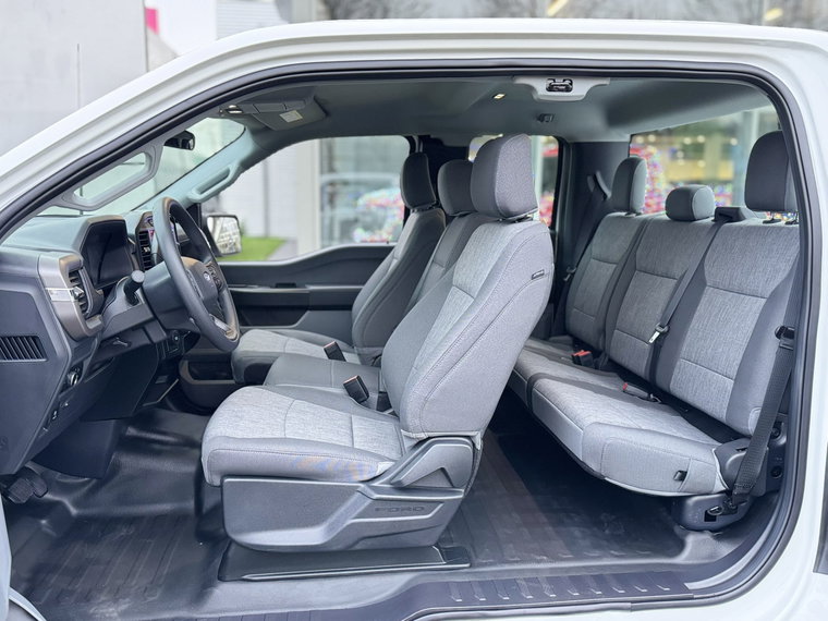 Vehicle Image 19