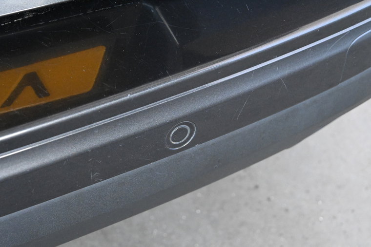 Vehicle Image 17