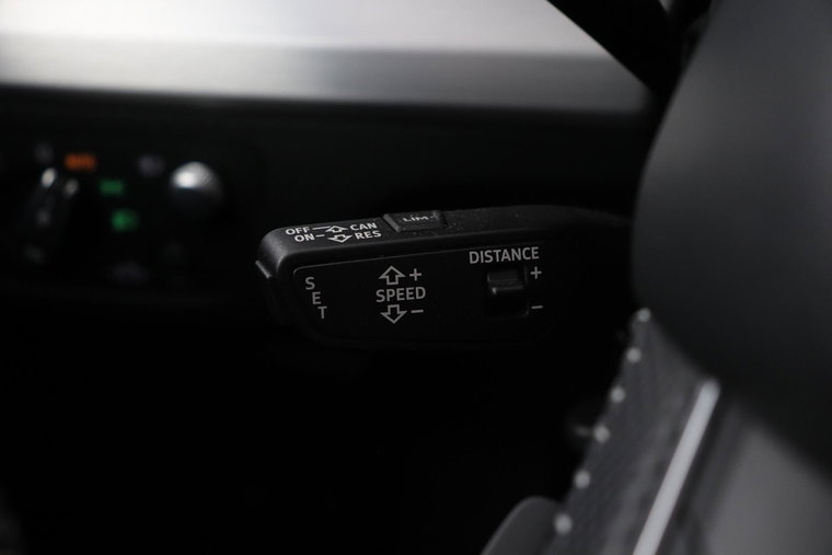 Vehicle Image 41