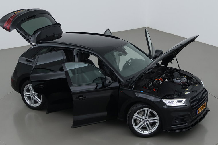 Vehicle Image 6