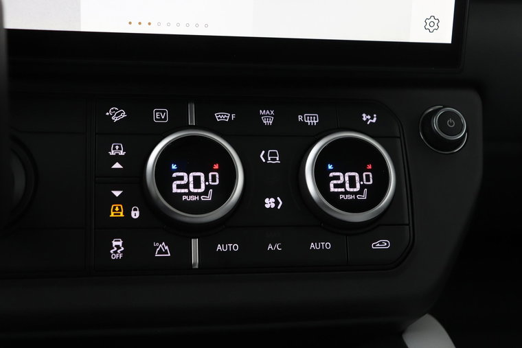 Vehicle Image 35