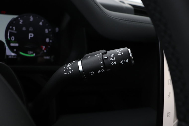 Vehicle Image 40