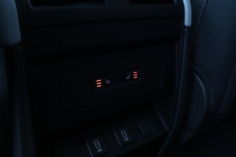 Vehicle Image 47