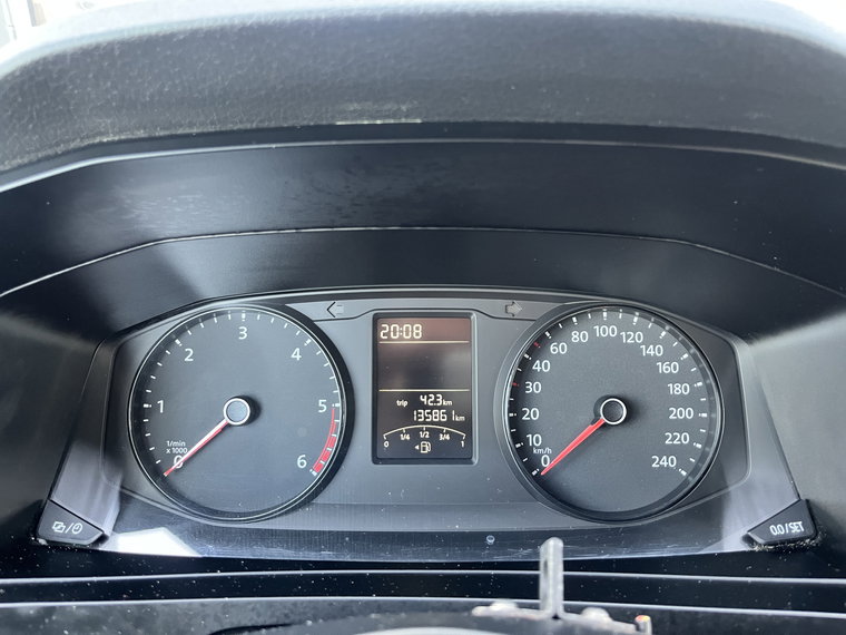 Vehicle Image 28